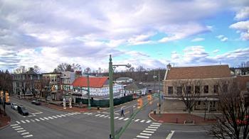 Weather camera view of JoJos Pizza.