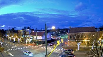 Weather camera view of JoJos Pizza.