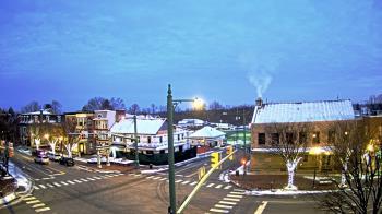 Weather camera view of JoJos Pizza.