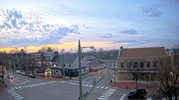 Weather camera view of JoJos Pizza.