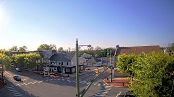 Weather camera view of JoJos Pizza.