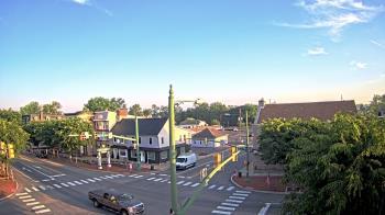 Weather camera view of JoJos Pizza.