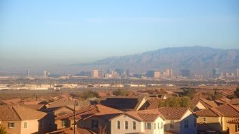 Weather camera view of Robert and Sandy Ellis ES.