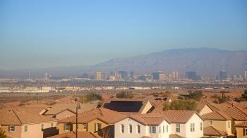 Weather camera view of Robert and Sandy Ellis ES.