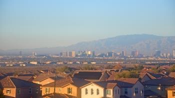 Weather camera view of Robert and Sandy Ellis ES.