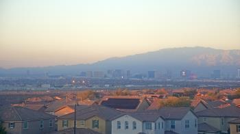 Weather camera view of Robert and Sandy Ellis ES.