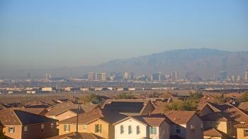 Weather camera view of Robert and Sandy Ellis ES.