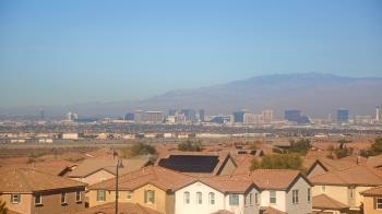 Weather camera view of Robert and Sandy Ellis ES.