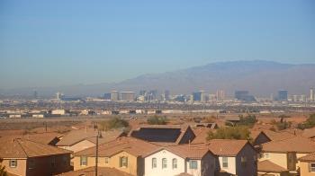 Weather camera view of Robert and Sandy Ellis ES.