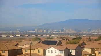 Weather camera view of Robert and Sandy Ellis ES.