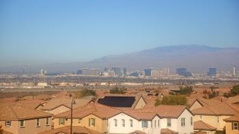 Weather camera view of Robert and Sandy Ellis ES.