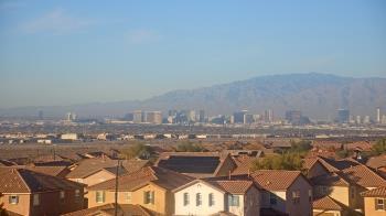 Weather camera view of Robert and Sandy Ellis ES.