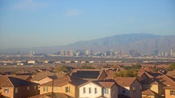Weather camera view of Robert and Sandy Ellis ES.