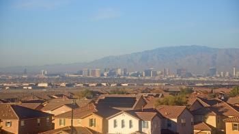 Weather camera view of Robert and Sandy Ellis ES.