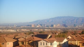 Weather camera view of Robert and Sandy Ellis ES.