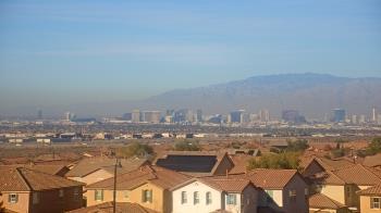 Weather camera view of Robert and Sandy Ellis ES.