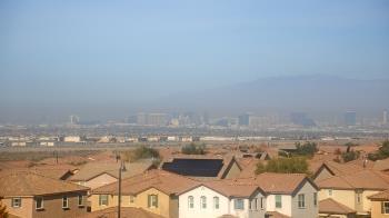 Weather camera view of Robert and Sandy Ellis ES.