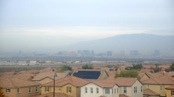 Weather camera view of Robert and Sandy Ellis ES.