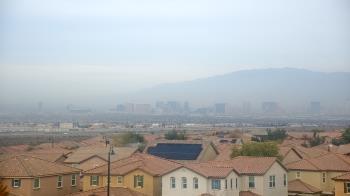 Weather camera view of Robert and Sandy Ellis ES.