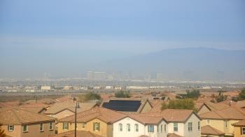 Weather camera view of Robert and Sandy Ellis ES.