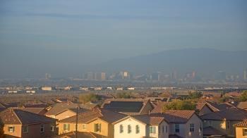 Weather camera view of Robert and Sandy Ellis ES.