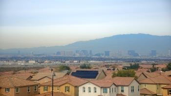 Weather camera view of Robert and Sandy Ellis ES.