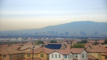 Weather camera view of Robert and Sandy Ellis ES.