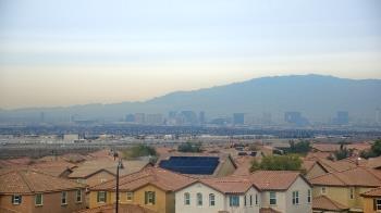 Weather camera view of Robert and Sandy Ellis ES.