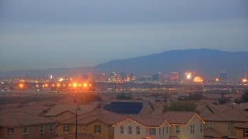 Weather camera view of Robert and Sandy Ellis ES.