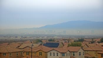 Weather camera view of Robert and Sandy Ellis ES.