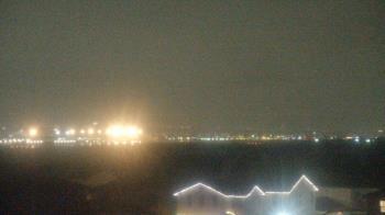 Weather camera view of Robert and Sandy Ellis ES.