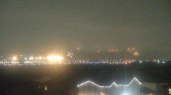 Weather camera view of Robert and Sandy Ellis ES.