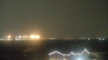 Weather camera view of Robert and Sandy Ellis ES.