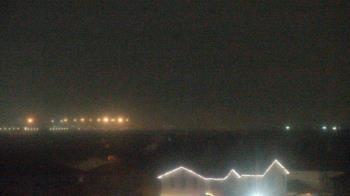 Weather camera view of Robert and Sandy Ellis ES.