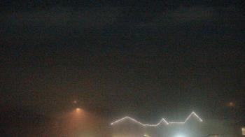 Weather camera view of Robert and Sandy Ellis ES.