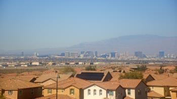 Weather camera view of Robert and Sandy Ellis ES.