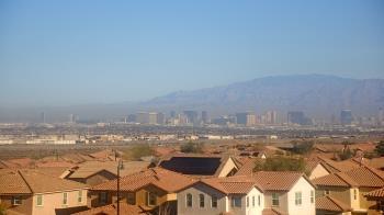 Weather camera view of Robert and Sandy Ellis ES.