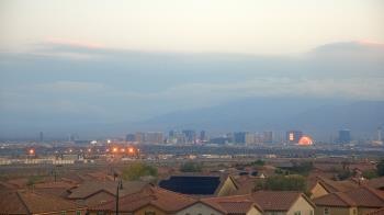 Weather camera view of Robert and Sandy Ellis ES.