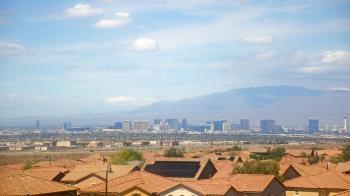 Weather camera view of Robert and Sandy Ellis ES.