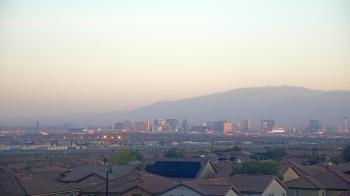 Weather camera view of Robert and Sandy Ellis ES.