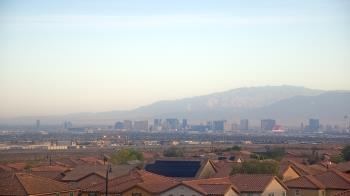 Weather camera view of Robert and Sandy Ellis ES.