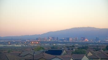 Weather camera view of Robert and Sandy Ellis ES.