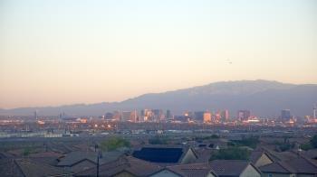 Weather camera view of Robert and Sandy Ellis ES.