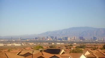 Weather camera view of Robert and Sandy Ellis ES.