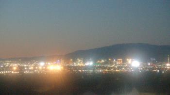 Weather camera view of Robert and Sandy Ellis ES.