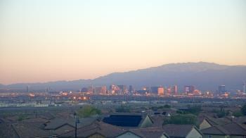 Weather camera view of Robert and Sandy Ellis ES.