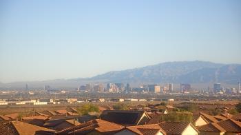 Weather camera view of Robert and Sandy Ellis ES.