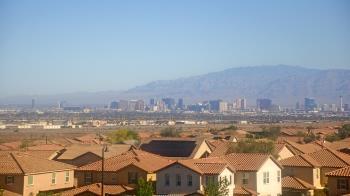 Weather camera view of Robert and Sandy Ellis ES.