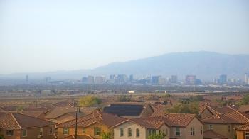 Weather camera view of Robert and Sandy Ellis ES.