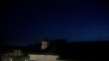 Weather camera view of Birkdale Village.